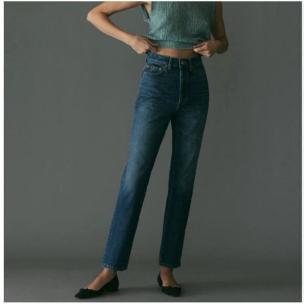 DÔEN Diana Button Fly Straight Jeans in Blue D'Hier Wash
